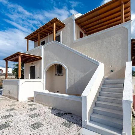 S&k Nayas Luxury Santorini דירה מגלוחורי